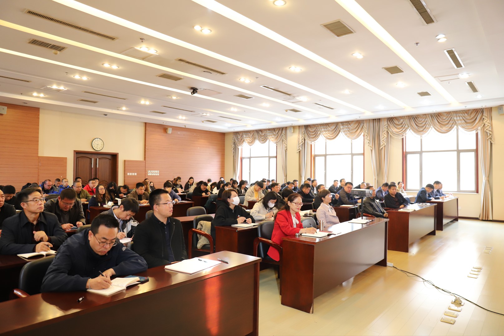 輔導2.jpg 輔導2.jpg